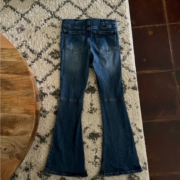 Chelsea & Violet Girls Pull On Stretch Denim Flare Jeans Size XL - Picture 3 of 4